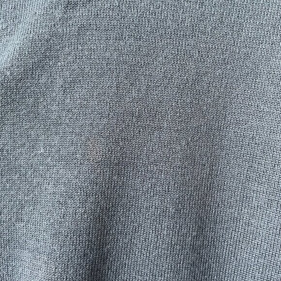 89th + Madison Womens Pale Blue And Navy V Neck Asymmetrical Hem Sweater Size L - Picture 4 of 11